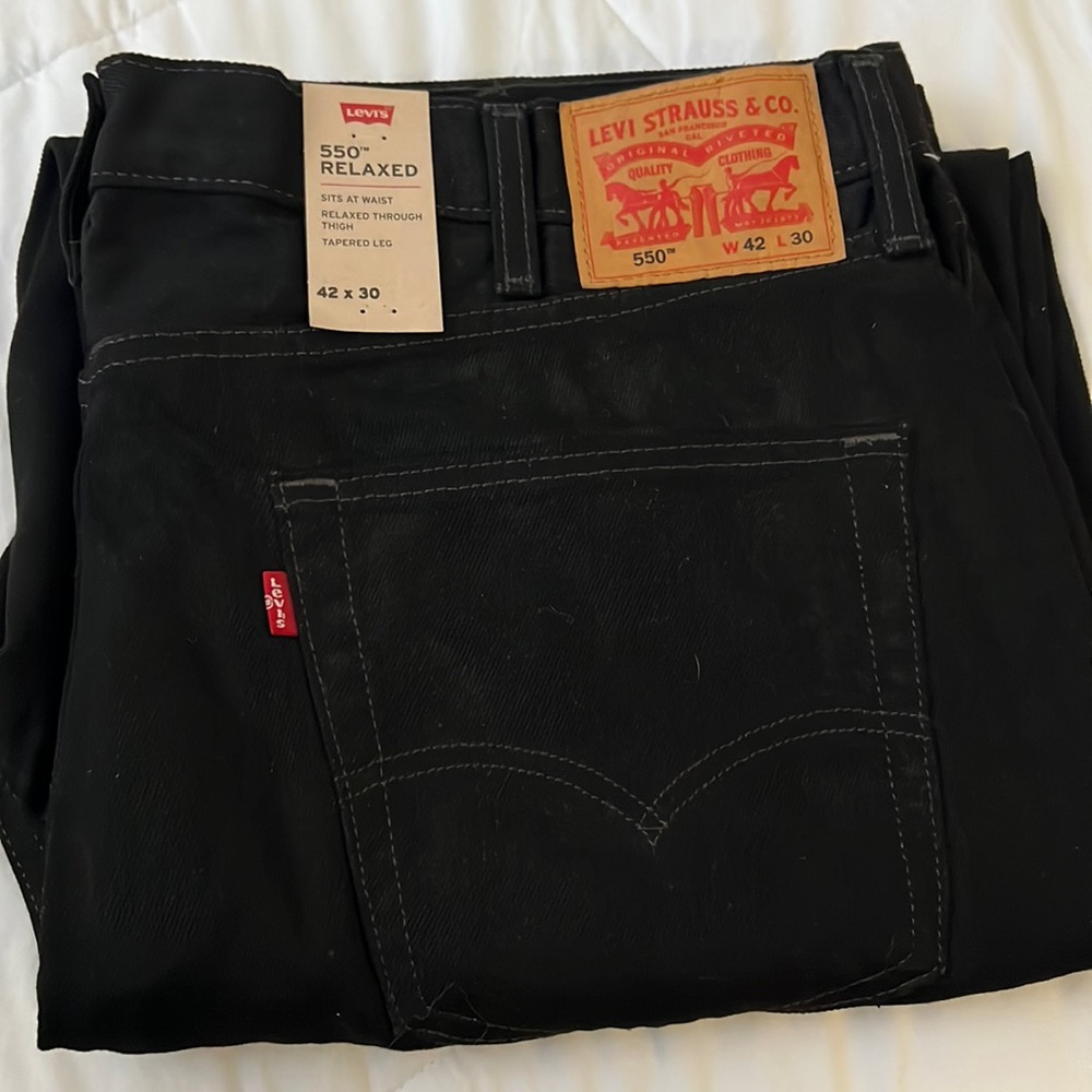NWT 42x30 Levi's 550 Relaxed fit jeans Black jeans